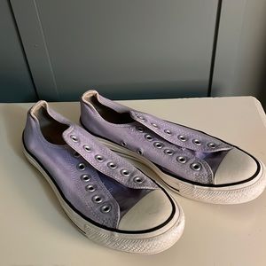 Lilac Converse (no laces provided)